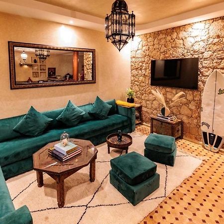 Cheerful 4-Bedroom Home In Мірлефт Екстер'єр фото